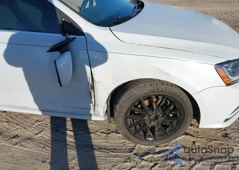 2017 Volkswagen Jetta 1.4T S z USA, uszkodzony, nr VIN 3VW2B7AJ1HM278754